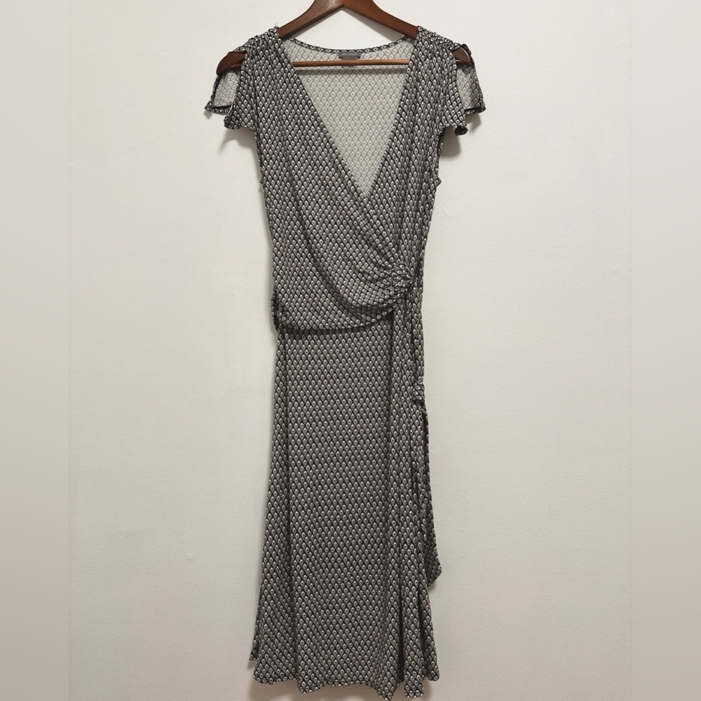 Ann Taylor Black & White Patterned Midi Dress SIZE 4